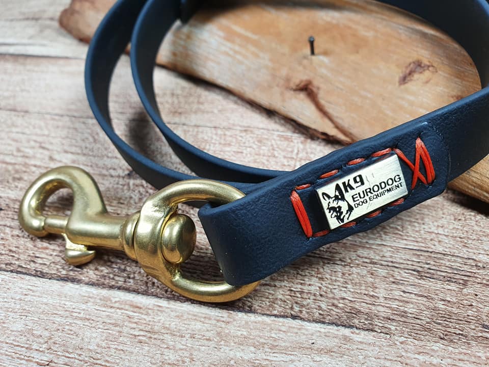 Guinzaglio in pelle per cane/ Leather dog leash/ Leder Hundeleine Firma Eurodog